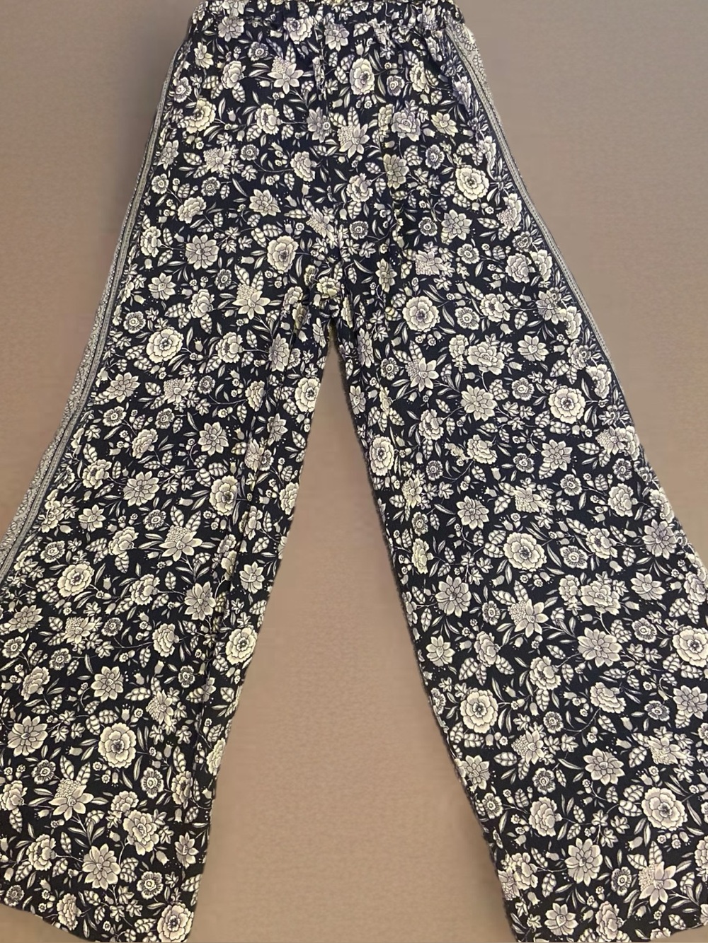 American Eagle Pants